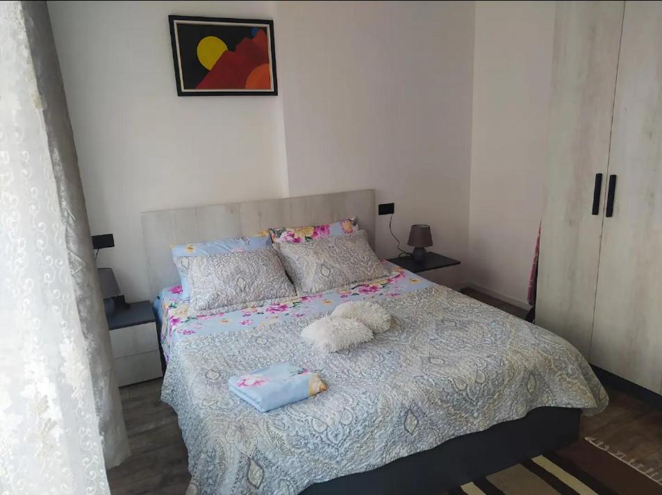 #1 Modern 1Br With Balcony In Up-And-Coming Hip Area Apartment Tiranë Ngoại thất bức ảnh